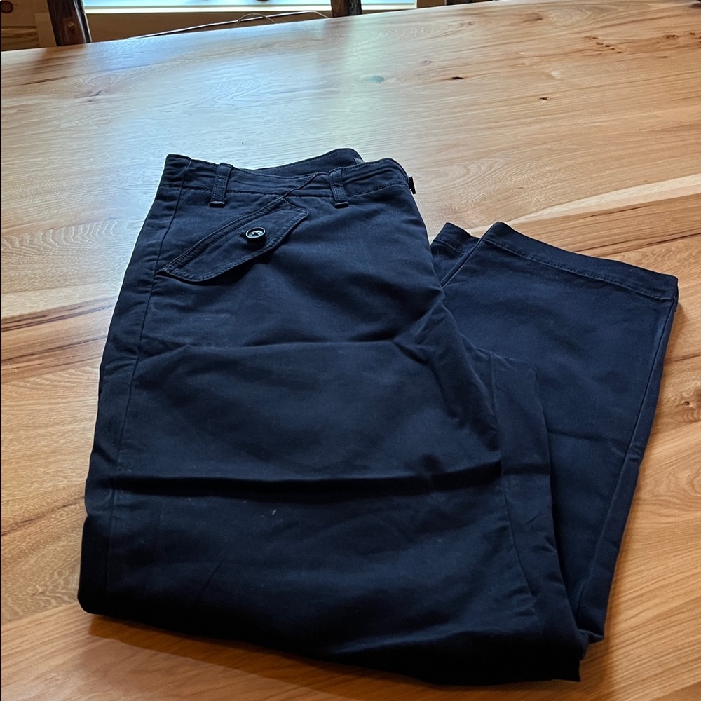 BANANA REPUBLIC Women’s Authentic Chino